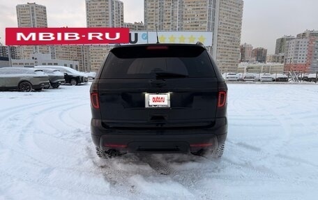 Ford Explorer VI, 2013 год, 1 550 000 рублей, 6 фотография