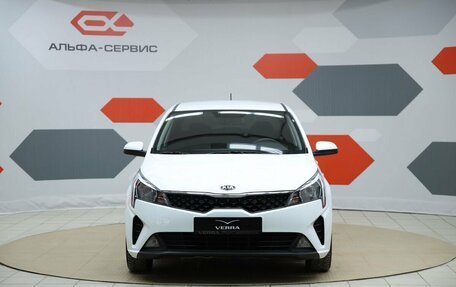 KIA Rio IV, 2021 год, 1 740 000 рублей, 2 фотография