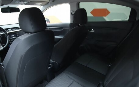 KIA Rio IV, 2021 год, 1 740 000 рублей, 15 фотография