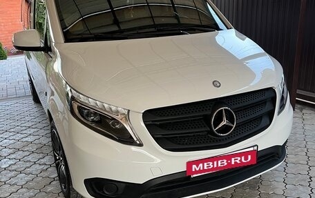 Mercedes-Benz Vito, 2018 год, 3 200 000 рублей, 20 фотография