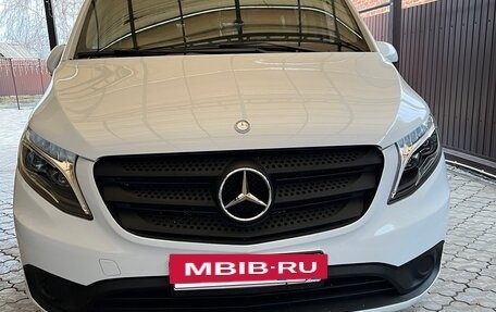 Mercedes-Benz Vito, 2018 год, 3 200 000 рублей, 18 фотография