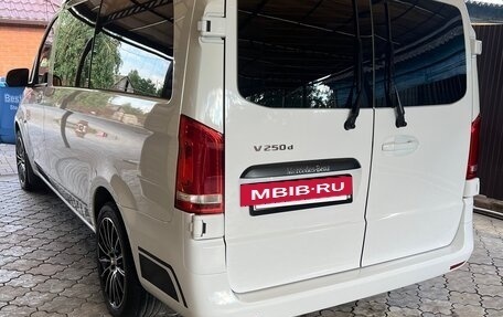 Mercedes-Benz Vito, 2018 год, 3 200 000 рублей, 23 фотография