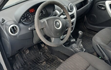 Renault Logan I, 2013 год, 620 000 рублей, 8 фотография