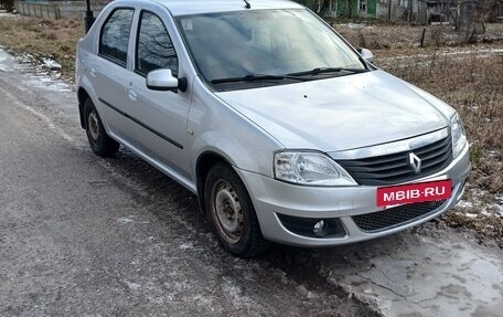 Renault Logan I, 2013 год, 620 000 рублей, 3 фотография