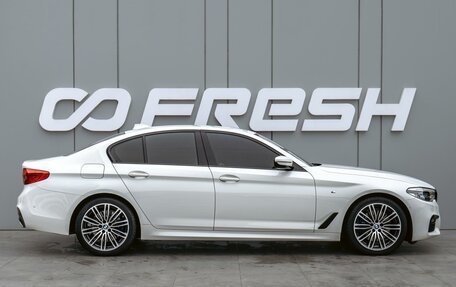 BMW 5 серия, 2019 год, 3 830 000 рублей, 5 фотография