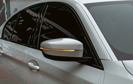 BMW 5 серия, 2019 год, 3 830 000 рублей, 12 фотография