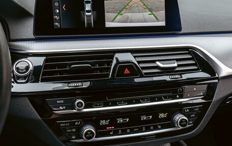 BMW 5 серия, 2019 год, 3 830 000 рублей, 22 фотография