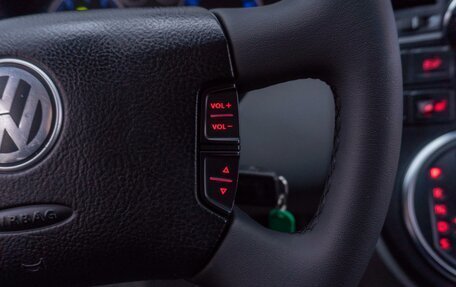 Volkswagen Multivan T5, 2004 год, 1 599 000 рублей, 18 фотография