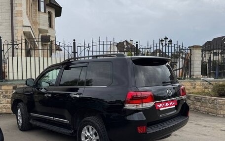 Toyota Land Cruiser 200, 2016 год, 6 999 999 рублей, 4 фотография