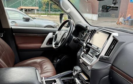 Toyota Land Cruiser 200, 2016 год, 6 999 999 рублей, 15 фотография