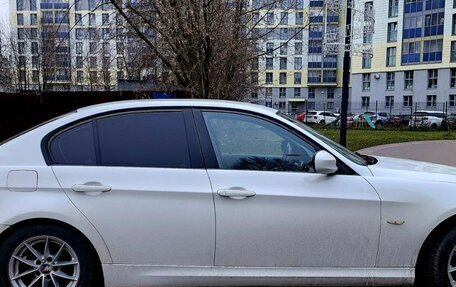 BMW 3 серия, 2011 год, 850 000 рублей, 10 фотография