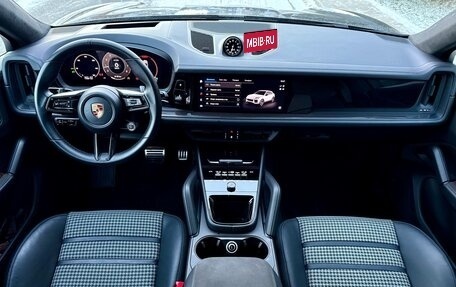 Porsche Cayenne III, 2024 год, 20 000 000 рублей, 27 фотография