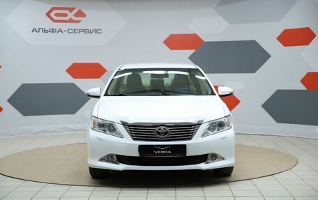 Toyota Camry, 2013 год, 1 850 000 рублей, 2 фотография
