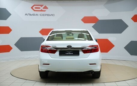 Toyota Camry, 2013 год, 1 850 000 рублей, 6 фотография