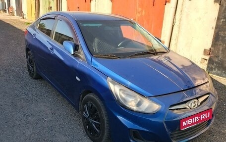 Hyundai Solaris II рестайлинг, 2011 год, 455 000 рублей, 1 фотография