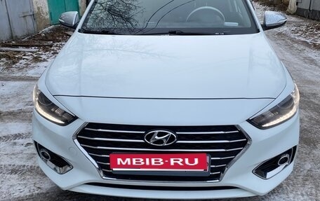 Hyundai Solaris II рестайлинг, 2017 год, 1 450 000 рублей, 1 фотография