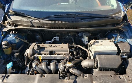 Hyundai Solaris II рестайлинг, 2011 год, 455 000 рублей, 4 фотография