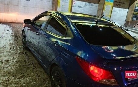 Hyundai Solaris II рестайлинг, 2011 год, 455 000 рублей, 8 фотография