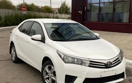 Toyota Corolla, 2013 год, 1 060 000 рублей, 3 фотография