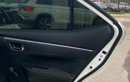 Toyota Corolla, 2013 год, 1 060 000 рублей, 29 фотография