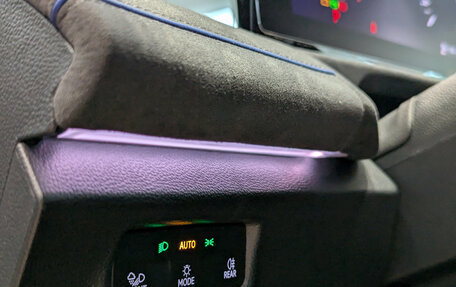 Volkswagen Tiguan, 2025 год, 5 390 000 рублей, 17 фотография