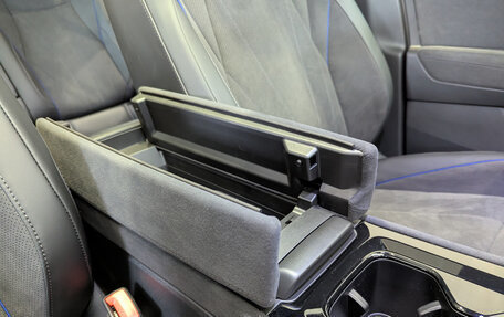 Volkswagen Tiguan, 2025 год, 5 390 000 рублей, 27 фотография