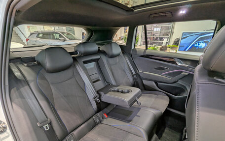 Volkswagen Tiguan, 2025 год, 5 390 000 рублей, 30 фотография