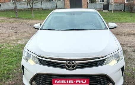 Toyota Camry, 2016 год, 1 950 000 рублей, 7 фотография