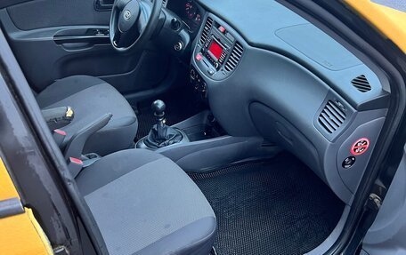 KIA Rio II, 2010 год, 300 000 рублей, 6 фотография