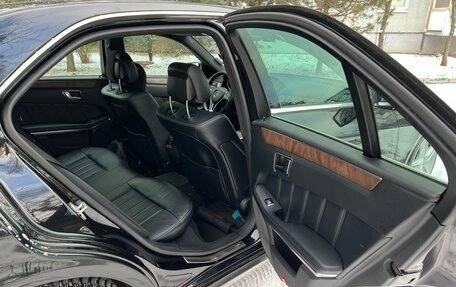 Mercedes-Benz E-Класс, 2013 год, 2 250 000 рублей, 15 фотография