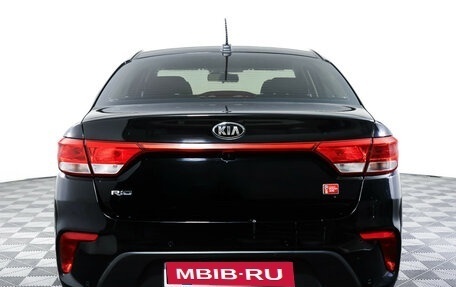 KIA Rio IV, 2018 год, 1 378 000 рублей, 6 фотография