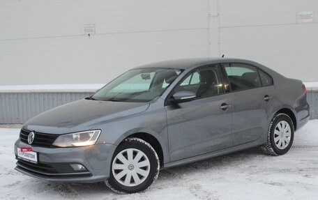 Volkswagen Jetta VI, 2016 год, 1 215 000 рублей, 2 фотография