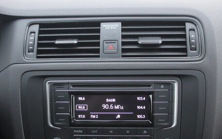 Volkswagen Jetta VI, 2016 год, 1 215 000 рублей, 14 фотография