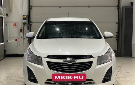 Chevrolet Cruze II, 2013 год, 645 000 рублей, 2 фотография