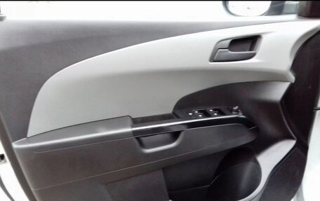 Chevrolet Aveo III, 2012 год, 570 000 рублей, 6 фотография