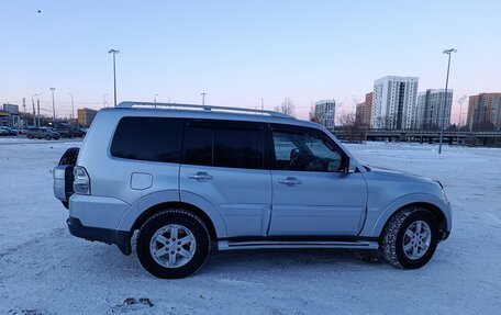 Mitsubishi Pajero IV, 2008 год, 1 600 000 рублей, 9 фотография