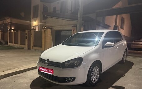 Volkswagen Golf VI, 2011 год, 850 000 рублей, 3 фотография