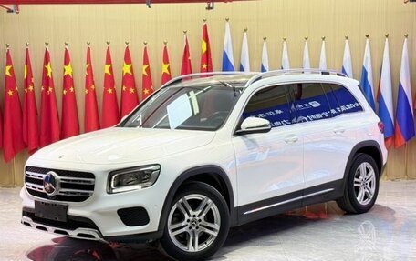 Mercedes-Benz GLB, 2022 год, 2 330 000 рублей, 3 фотография