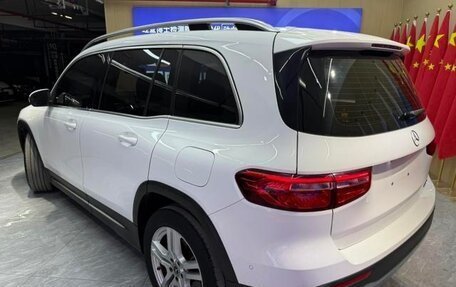 Mercedes-Benz GLB, 2022 год, 2 330 000 рублей, 5 фотография