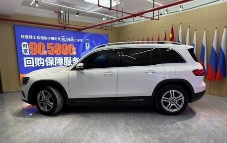 Mercedes-Benz GLB, 2022 год, 2 330 000 рублей, 4 фотография