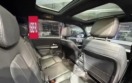 Mercedes-Benz GLB, 2022 год, 2 330 000 рублей, 14 фотография