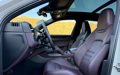 Porsche Cayenne III, 2025 год, 18 650 000 рублей, 8 фотография