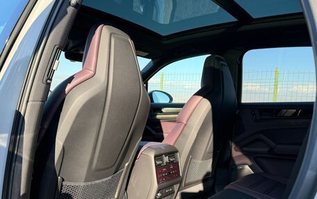 Porsche Cayenne III, 2025 год, 18 650 000 рублей, 12 фотография