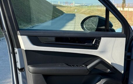 Porsche Cayenne III, 2025 год, 18 550 000 рублей, 10 фотография