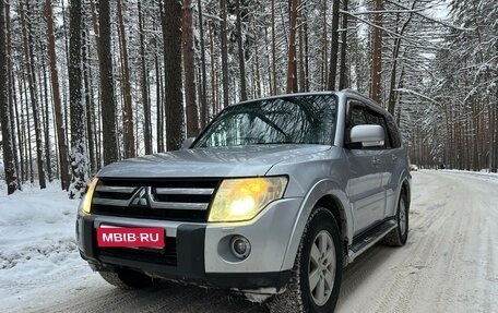 Mitsubishi Pajero IV, 2007 год, 1 350 000 рублей, 1 фотография