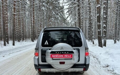 Mitsubishi Pajero IV, 2007 год, 1 350 000 рублей, 7 фотография