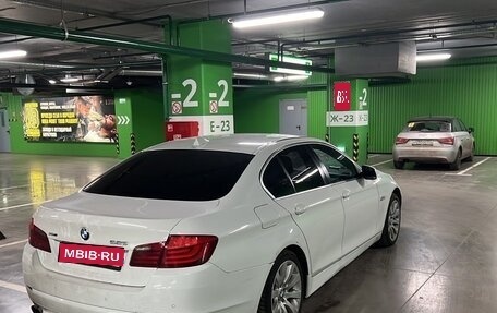 BMW 5 серия, 2011 год, 1 300 000 рублей, 1 фотография
