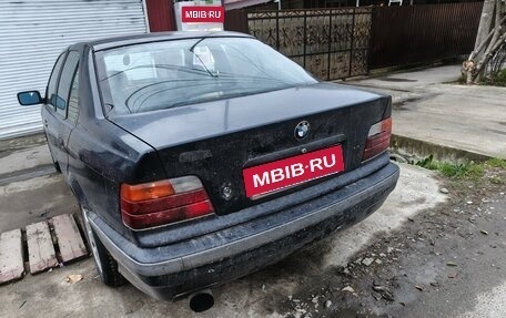 BMW 3 серия, 1993 год, 260 000 рублей, 1 фотография