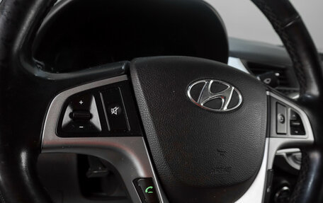 Hyundai Solaris II рестайлинг, 2015 год, 1 269 000 рублей, 9 фотография