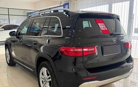 Mercedes-Benz GLB, 2022 год, 2 340 000 рублей, 4 фотография